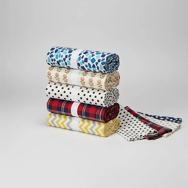 Kotoizko estanpatutako forru-ehuna Kotoizko estanpatutako forru-ehuna