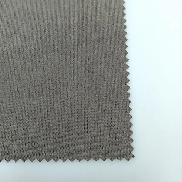 Ezagutu Lightweight Stretch