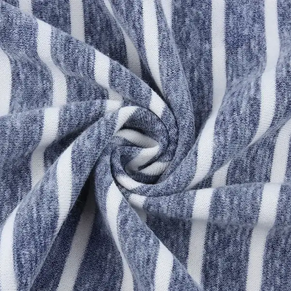 Birziklatutako kotoizko arropa informaleko ehuna