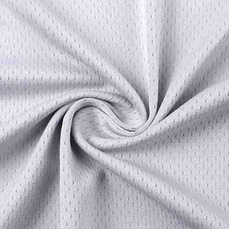 Birziklatutako poliester kirol-arropa ehuna