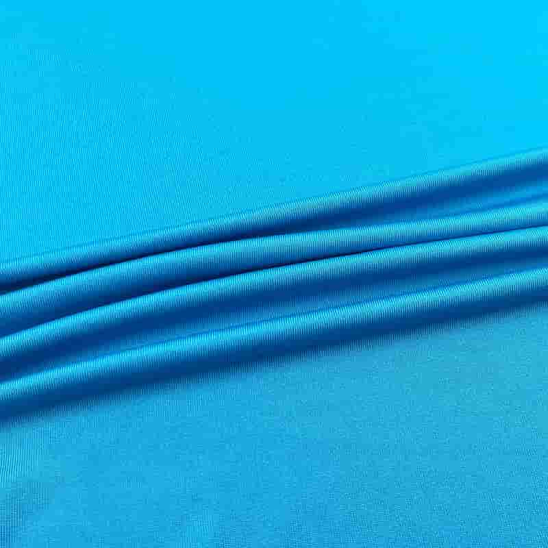 Poliester birziklatutako ehuna